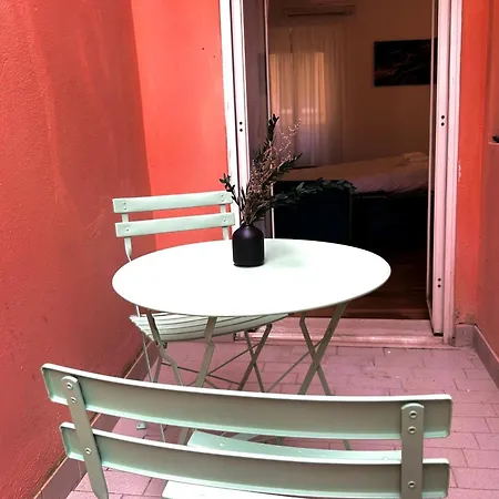 Emerald - In The Heart Of Trastevere * Rom